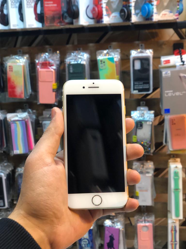 گوشی موبایل اپل مدل iPhone 7 ظرفیت 32 گیگابایت (کارکرده-باز شده باتری تعویض شده-همراه با رجیستر)